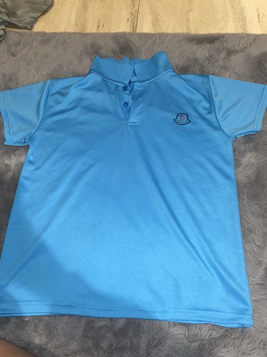 Polo da moncler sem defeito nenhum e descosidelas