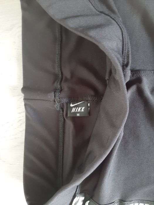 Leginsy firmy nike