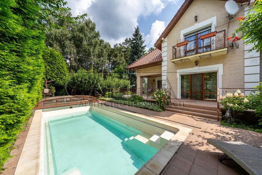 Автономний будинок/ повноцінне укриття/ басейн/ генератор/ Петрівці