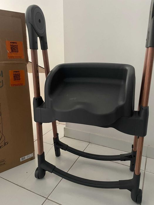 Cadeira de bebé da marca bebê-confort