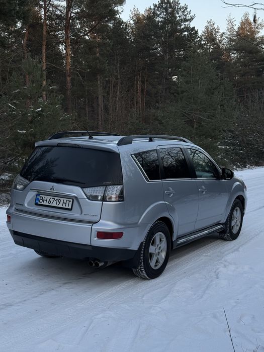 Продам Мітсубісі Аутлендер 2011 року 2.2 дизель