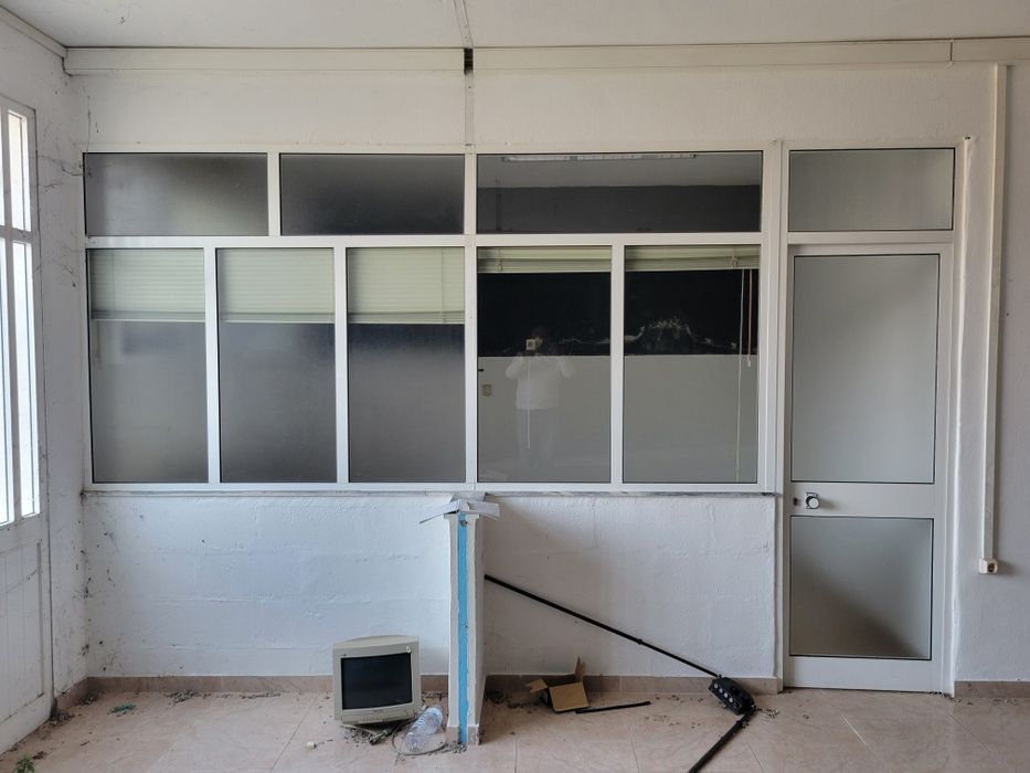 Divisórias com porta