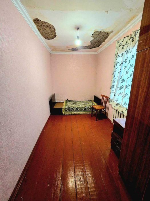 Продаються два будинки за супер ціною по вул. Мельника (Рибгосп)