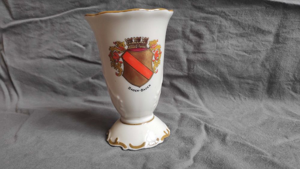 Stary wazonik porcelanowy ręcznie malowany Niemcy