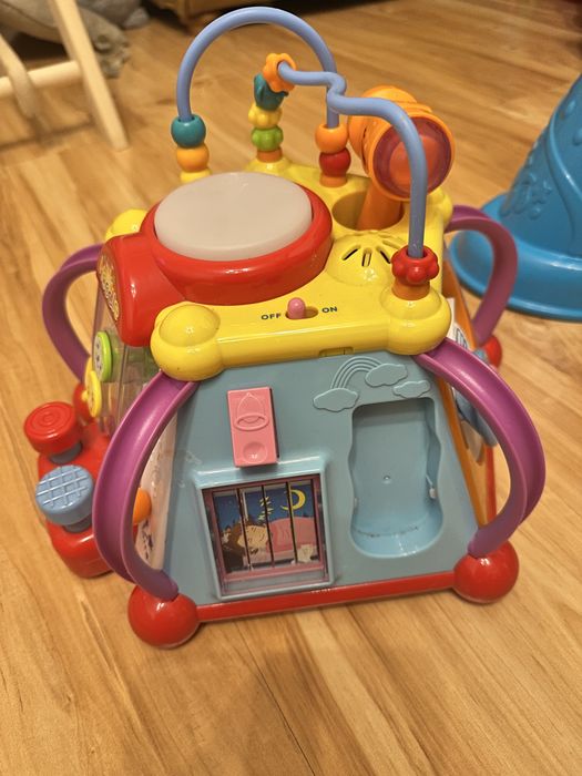 Мультибокс. Бізі-куб інтерактивний музичний.