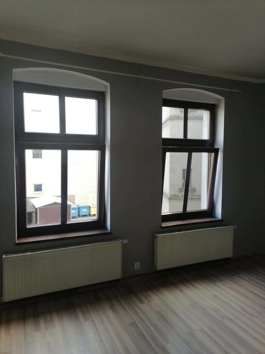 3 mieszkania po ok.70m2 plus garaż i miejsca parkingowe