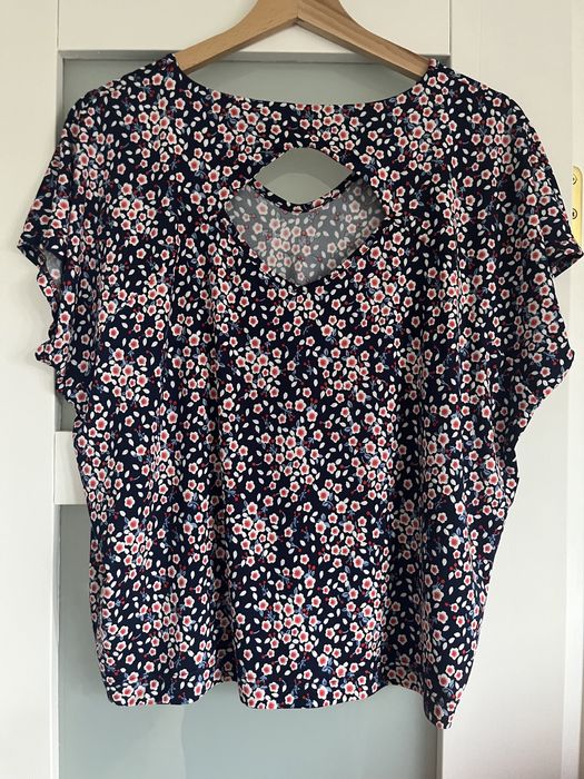 Bluzka w drobne kwiatki Quiosque rozmiar 36