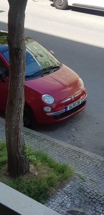 FiAt 500 gpl 2008 pode estacionar garagem.