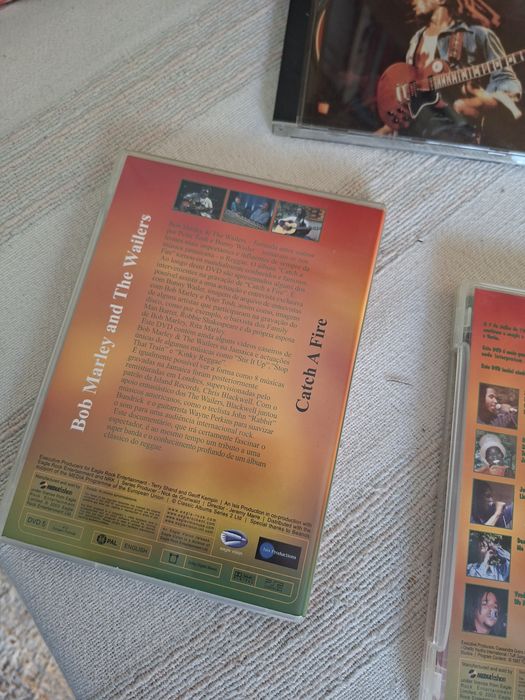 Bob Marley dois cds ao vivo e dois dvds