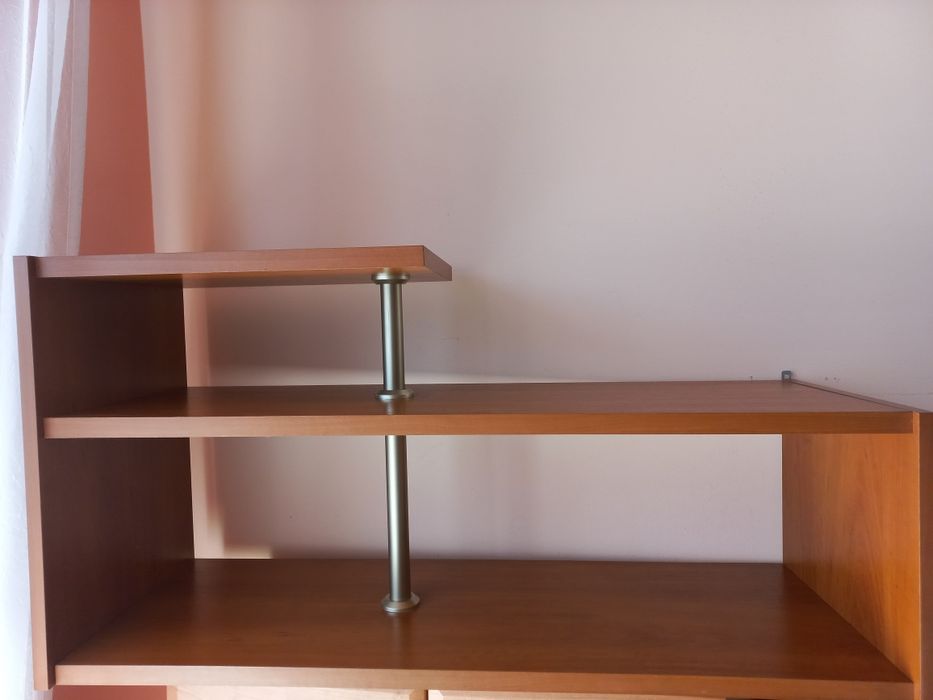 Półka wisząca 'Meble Bodzio' orzech