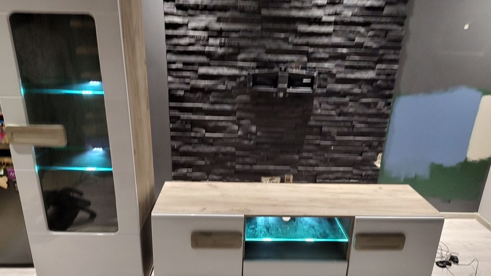 Sprzedam zestaw mebli