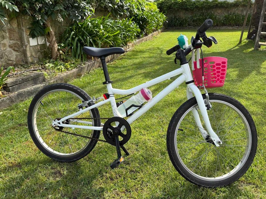 Bicicleta Criança 6-9 anos RIVERSIDE 100 Branca