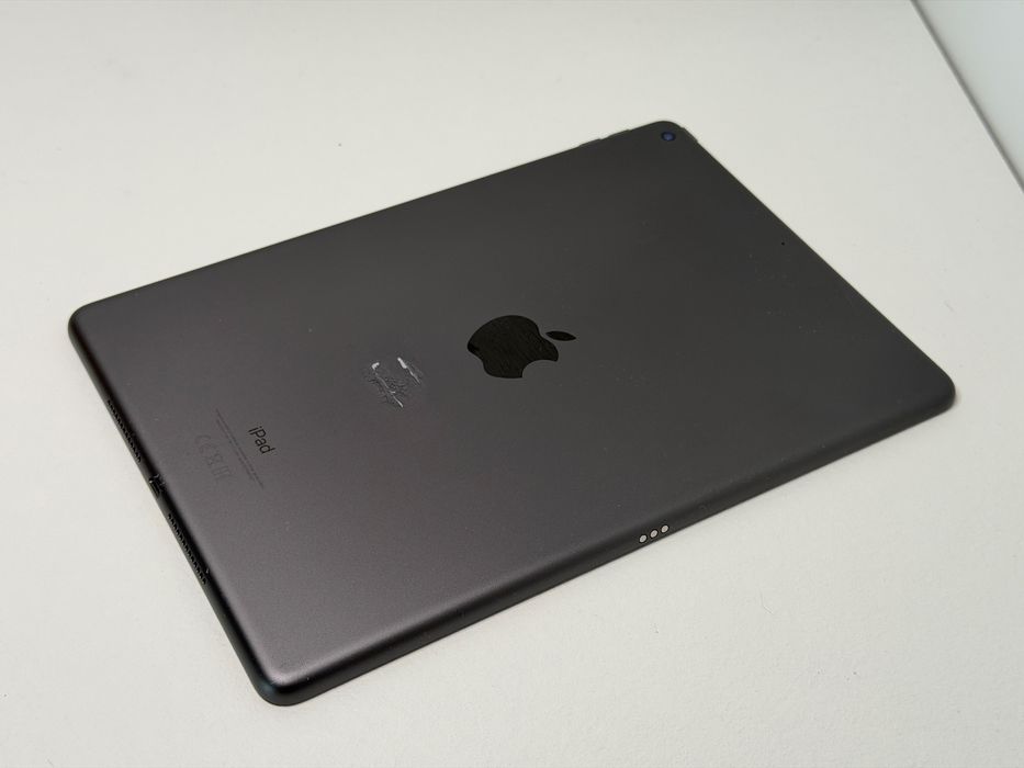iPad 9. gen. (A2602) - 64GB - faktura VAT 23%