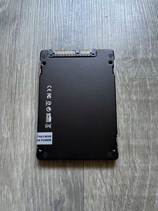 Продам SSD накопитель Silicon Power V70 240GB (2.5”, SATA III 6Gb/s).
