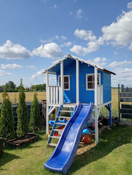 Domek drewniany dla dzieci ogrodowy