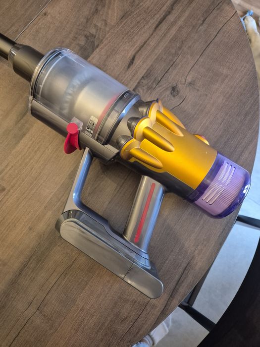 Odkurzacz dyson v12 bez końcówek