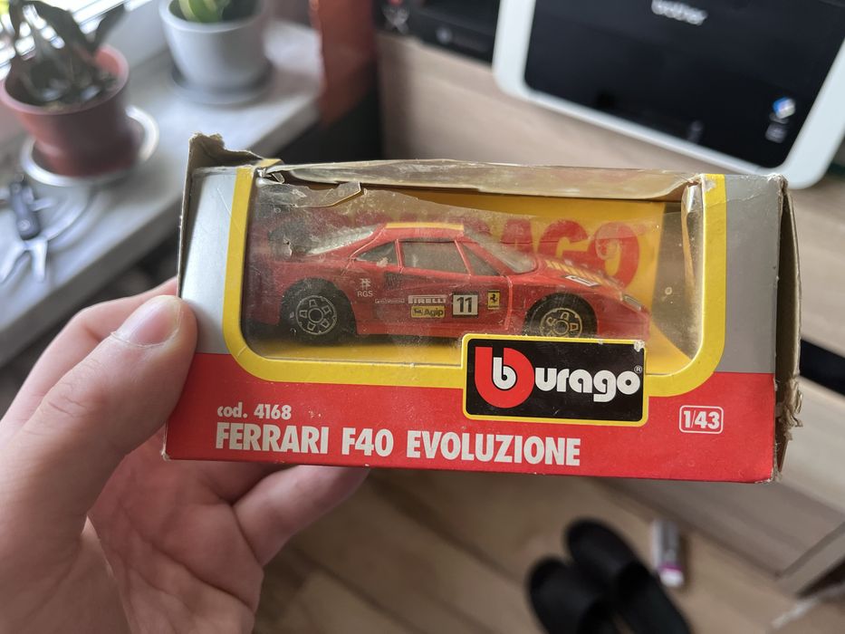 Ferrari F40 Evoluzione Bburago 1:43 (cod. 4168) – model kolekcjonerski