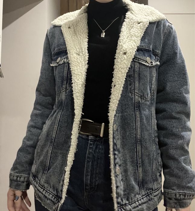 Джинсова куртка з утепленням, Bershka
