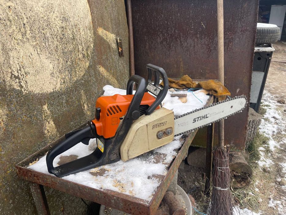 Бензопила Stihl MS-180 оригинал в отличном состоянии