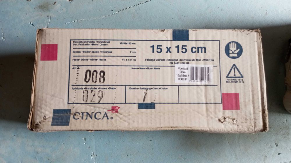 Azulejo 15 x 15 cm ocre brilho da Cinca em caixa