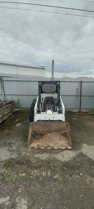 Clark  Bobcat  533