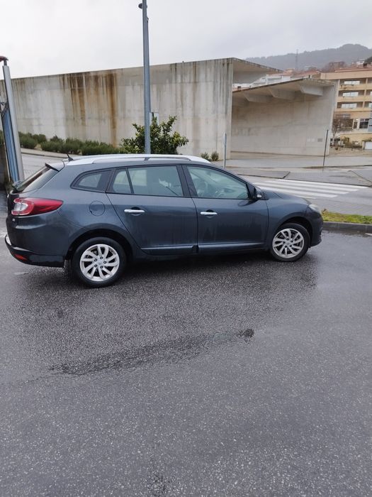 Renault Megane 3 económica, confortável e fiável