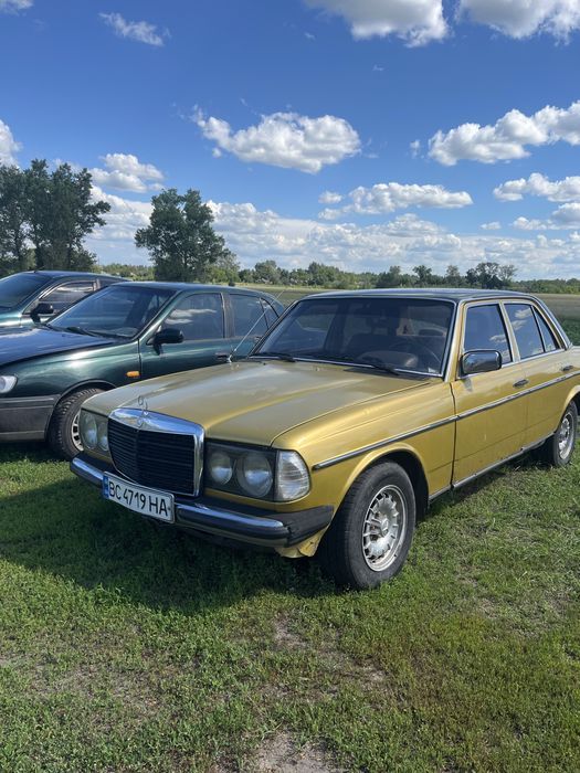 Продам mercedes-benz 123
