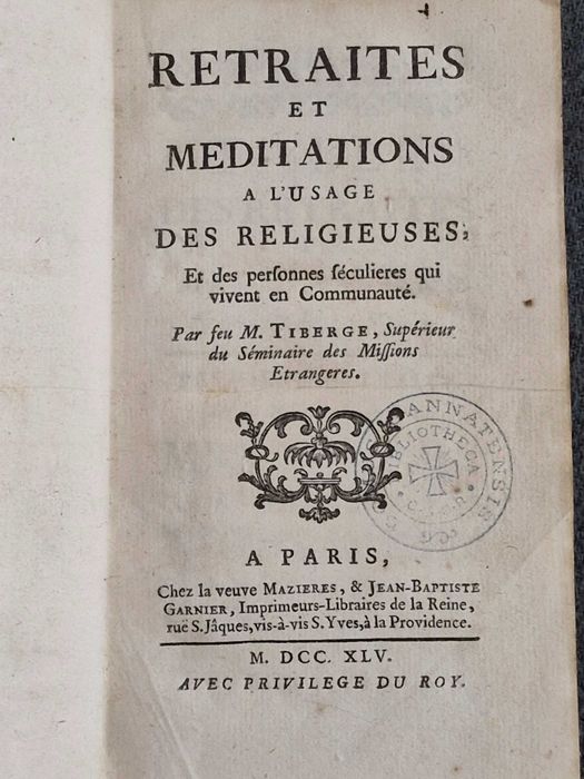 Антикваріат - подарункова релігійна книга біблія євангеліє библия евангелие подарок gift Antiques Holy Bible book French \ Latin language