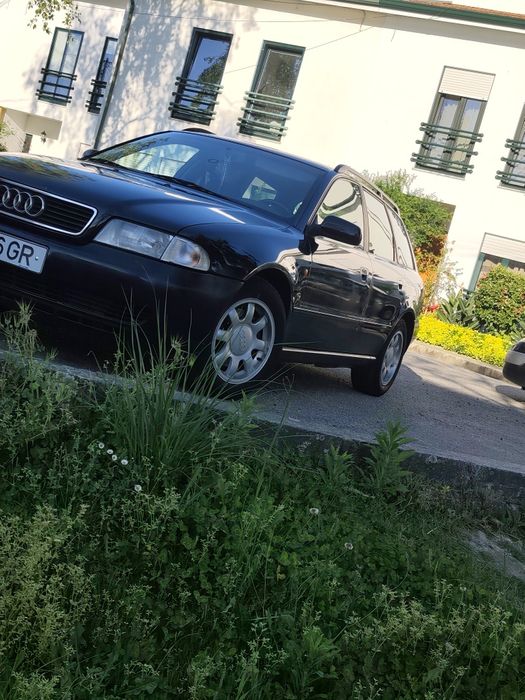 Audi A4 Avant B5 1.9 TDI AFN 110cv – 1996 – AC + Teto de Abrir foto 4