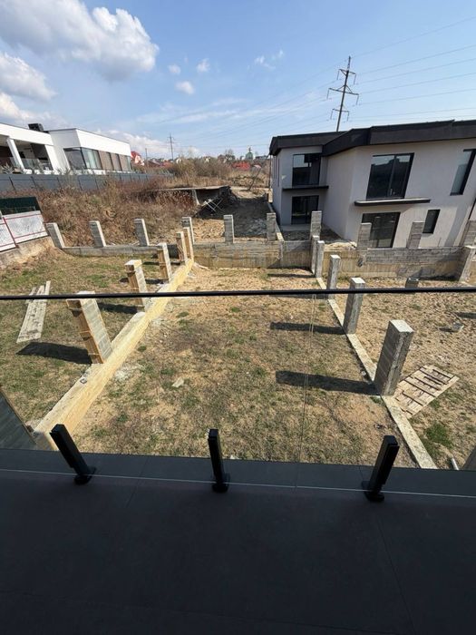 Продаж котеджів в р-ні Червениця