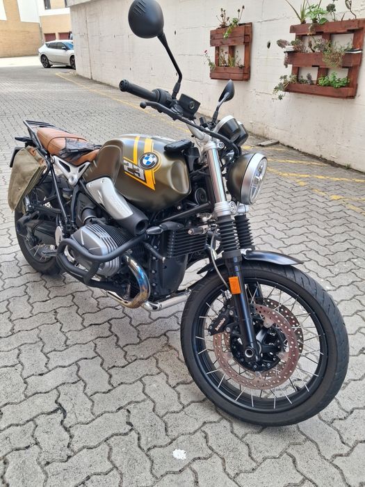 BMW  Ninet T   Scrambler 2022