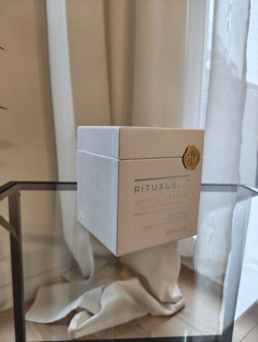 Świeca zapachowa Rituals Savage Garden