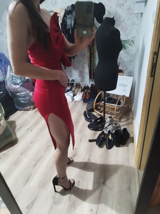 Sukienka damska czerwona sexi pretty little thing