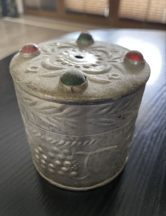 Pudelko na bizuterię