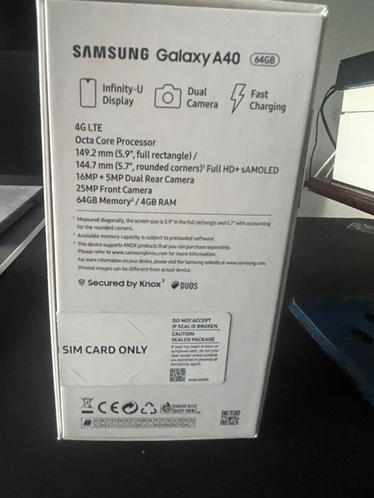 Telemóvel Samsung A 40