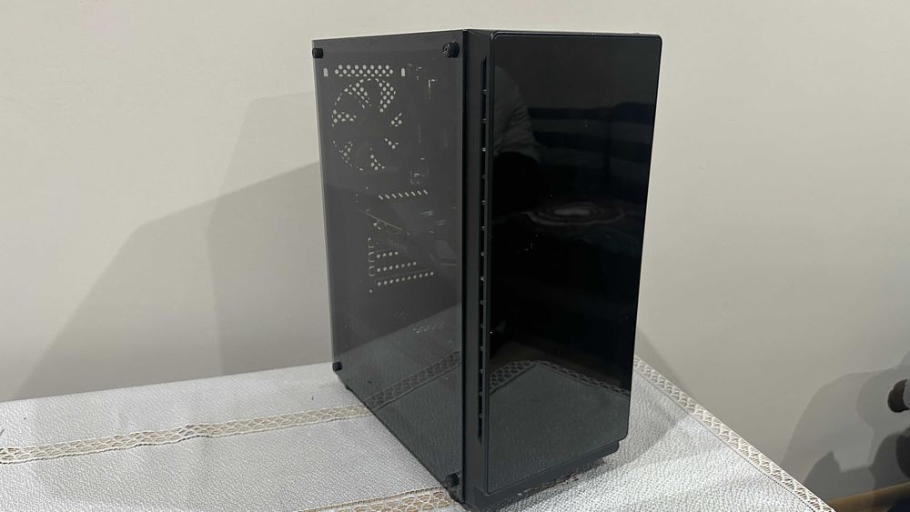 Komputer do gier Ryzen 3 1200/8GB DDR4/250GB SSD/RX 560