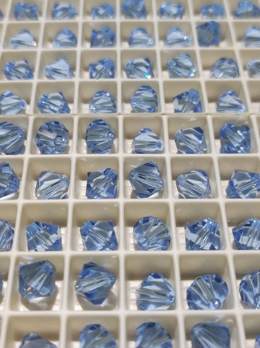 Caixa com 288 cristais Swarovski