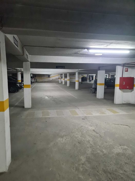 Arrendo Estacionamento Lugar de Garagem no Centro de Tavira