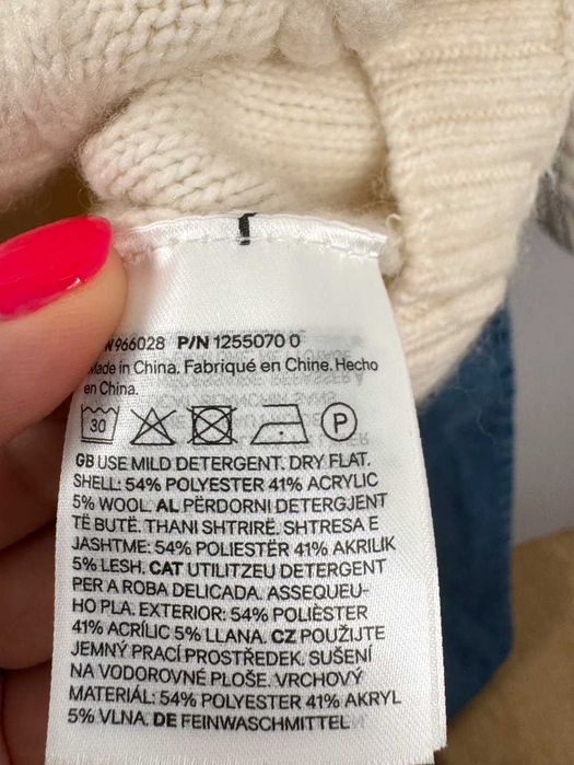 Sweter kremowy warkoczowy długi luźny oversize