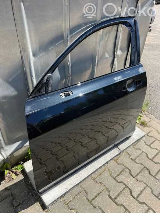 Дверка ліва Volvo S90 2020 седан. Чорний оригінал, не під покраску.