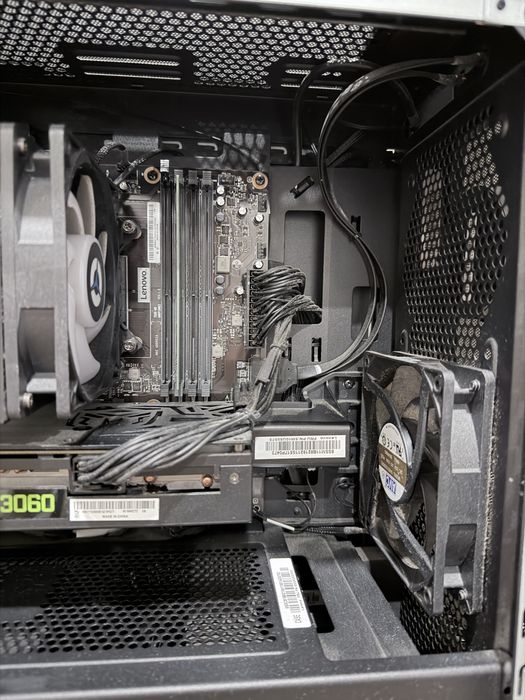 Lenovo Legion T5 26AMR5 Desktop