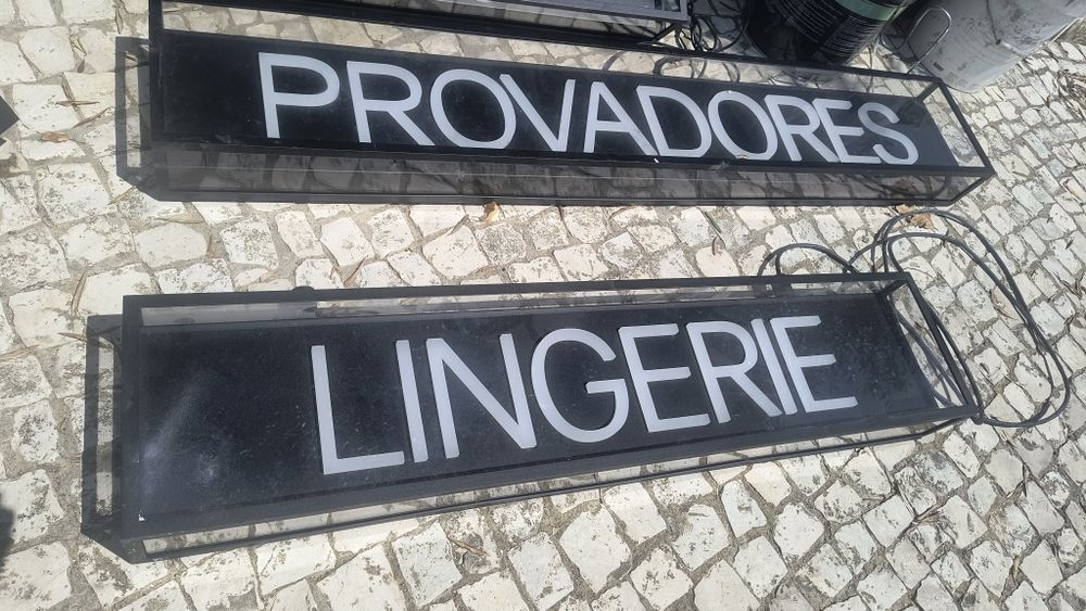 Letreiros Luminosos para Loja – Mulher, Criança, Lingerie e Provadores