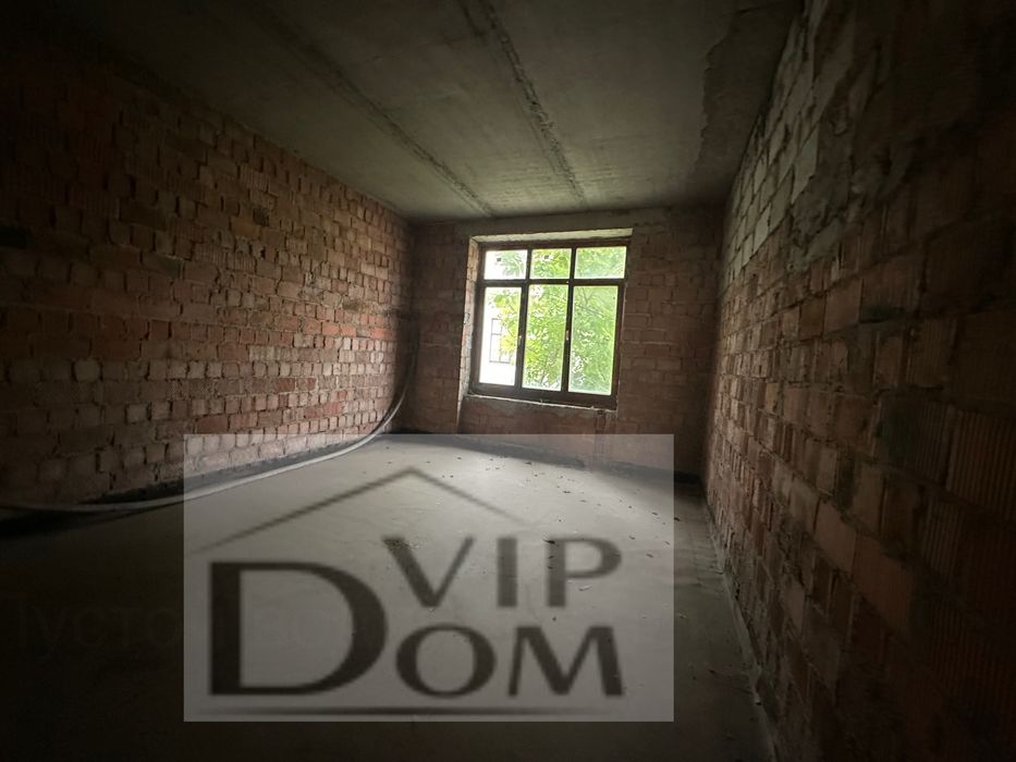 Продажа дома возле парка, ЖК БЕЛЫЙ цветок