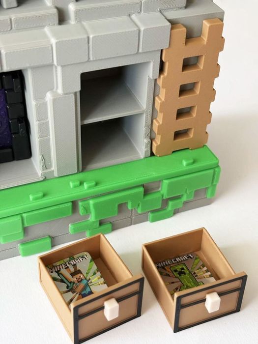 Стенд Minecraft Rockhaven‼️полочка для фігурок  Майнкрафт Кіндер Джой