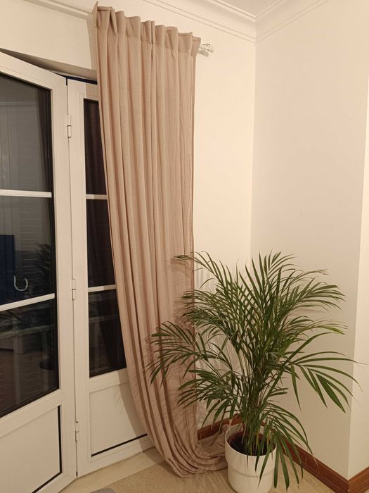 Cortinados e almofadas sala