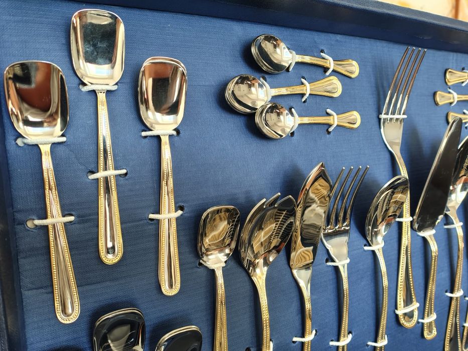 Faqueiro italiano 132 peças Inox 18/10 c/ ouro 24k - Novo, Nunca usado