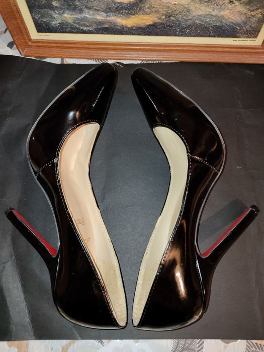 Женские туфли Christian Louboutin