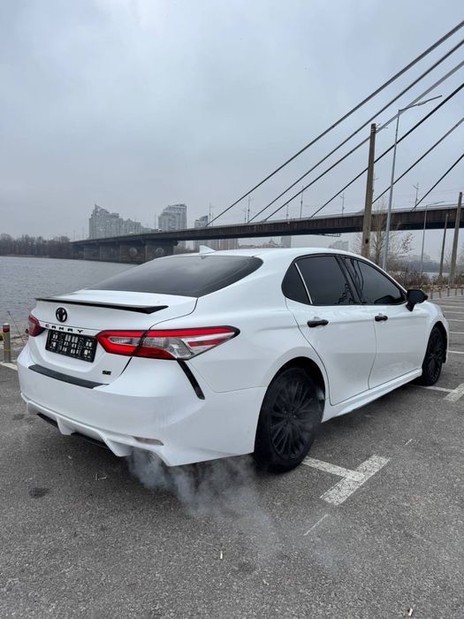 Авто в аренду, каршеринг toyota camry 70 Запорожье