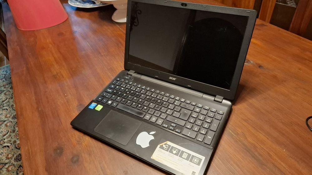 Portátil Acer Aspire E5-571G (i5 / 6 GB / 840M) – Peças