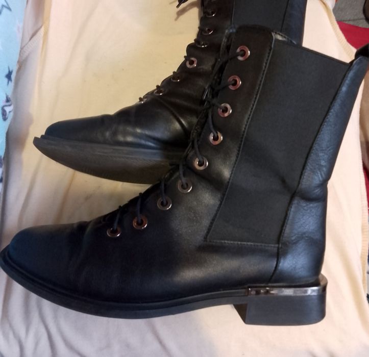 Чоботи шкіряні Демі та  зимові розмір 38, 39